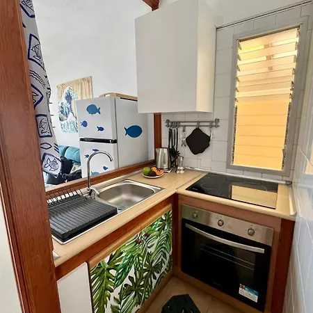 Casa De Olas - Ocean Front With Balcony