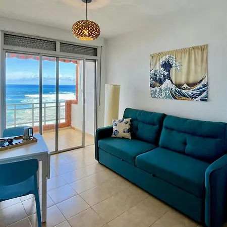 Casa De Olas - Ocean Front With Balcony דירה